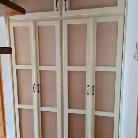 Apartment Krisztina 2-3 *