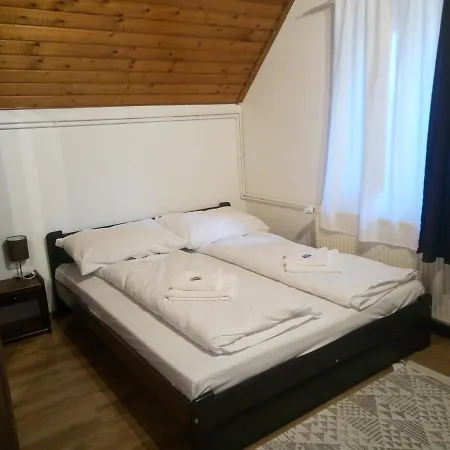 Apartment Krisztina 2-3 Szigethalom