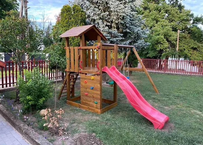 Krisztina 2-3 Apartment *