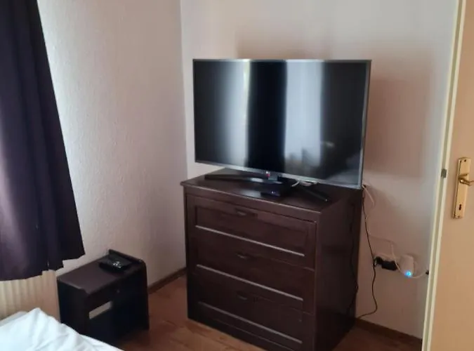 Apartment Krisztina 2-3 *