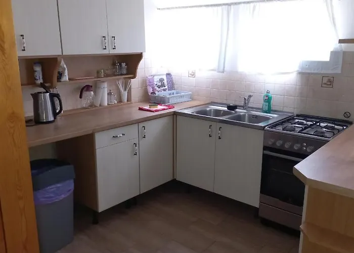 Krisztina 2-3 Apartment *