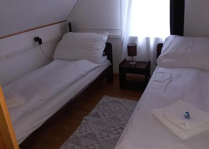 Krisztina 2-3 Apartment *