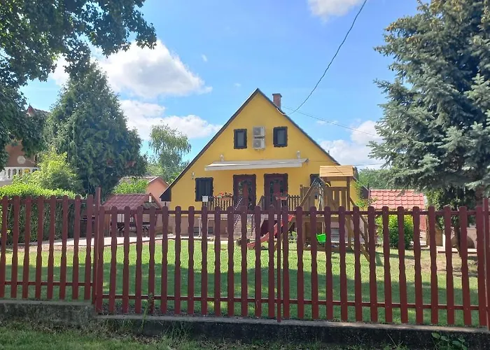 Krisztina 2-3 Apartment Szigethalom