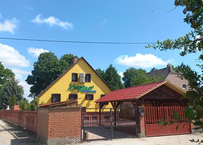 Krisztina 2-3 *